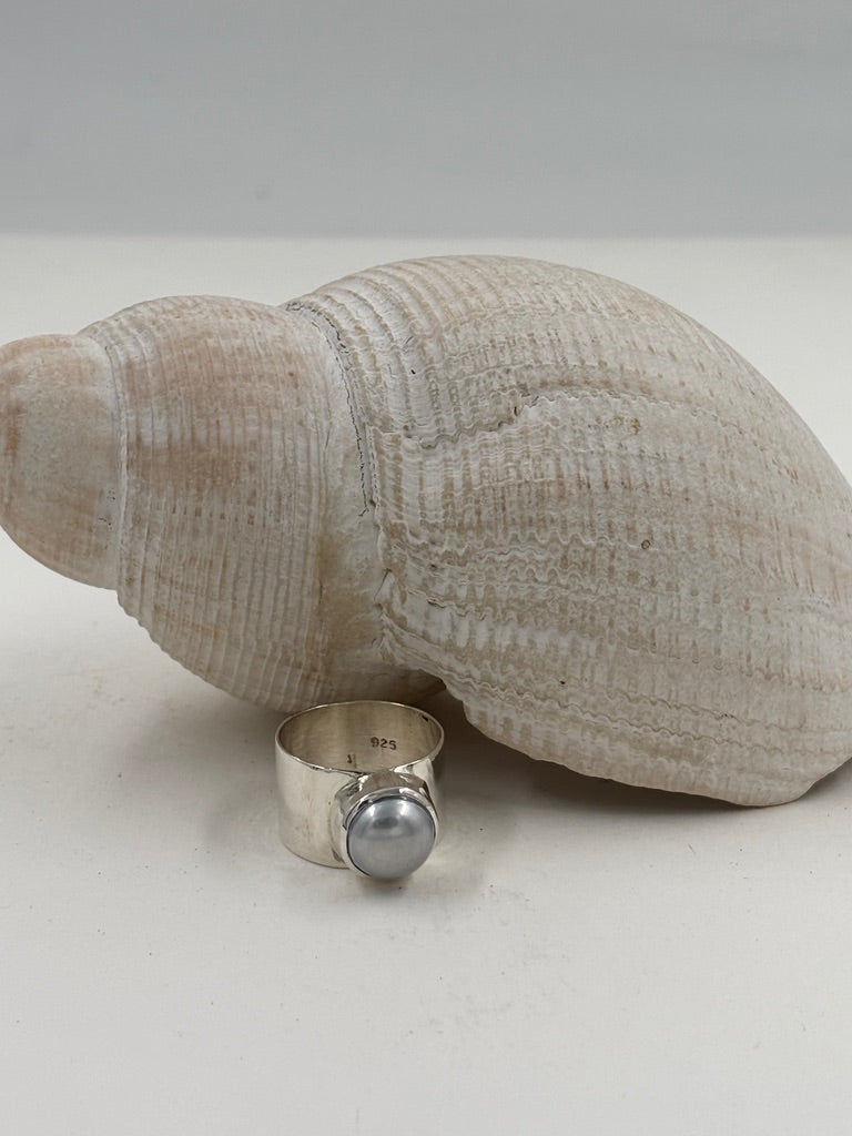 Pearl Cigar Ring