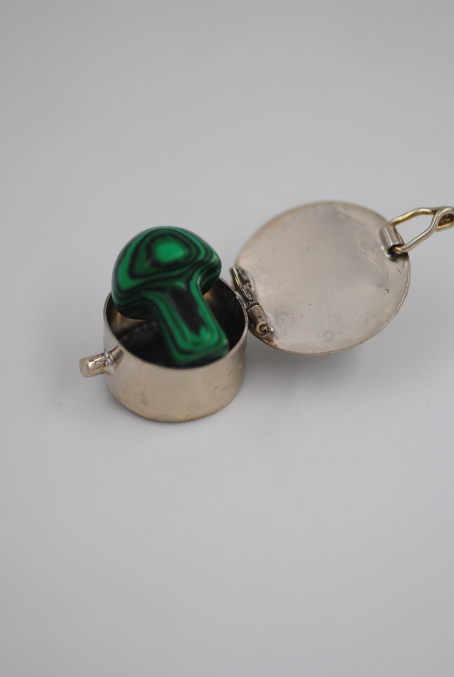 Vintage Mexican Abalone Shell Alpaca Silver Pill Box