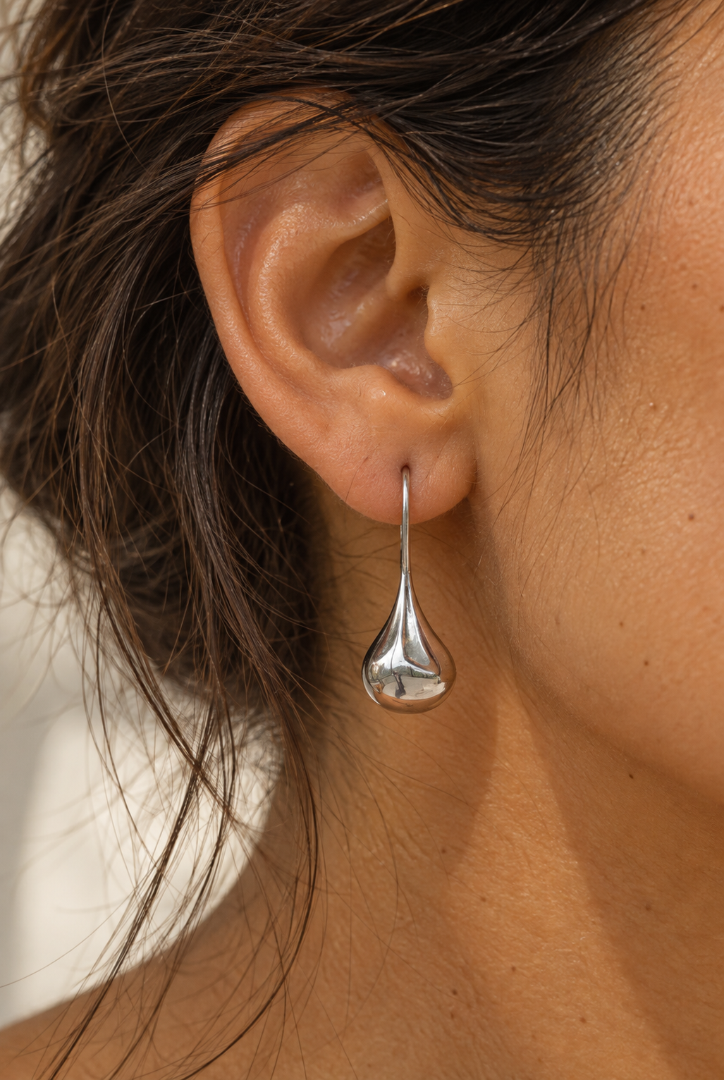 Vintage Sterling Silver Elongated Hollow Teardrop Earrings