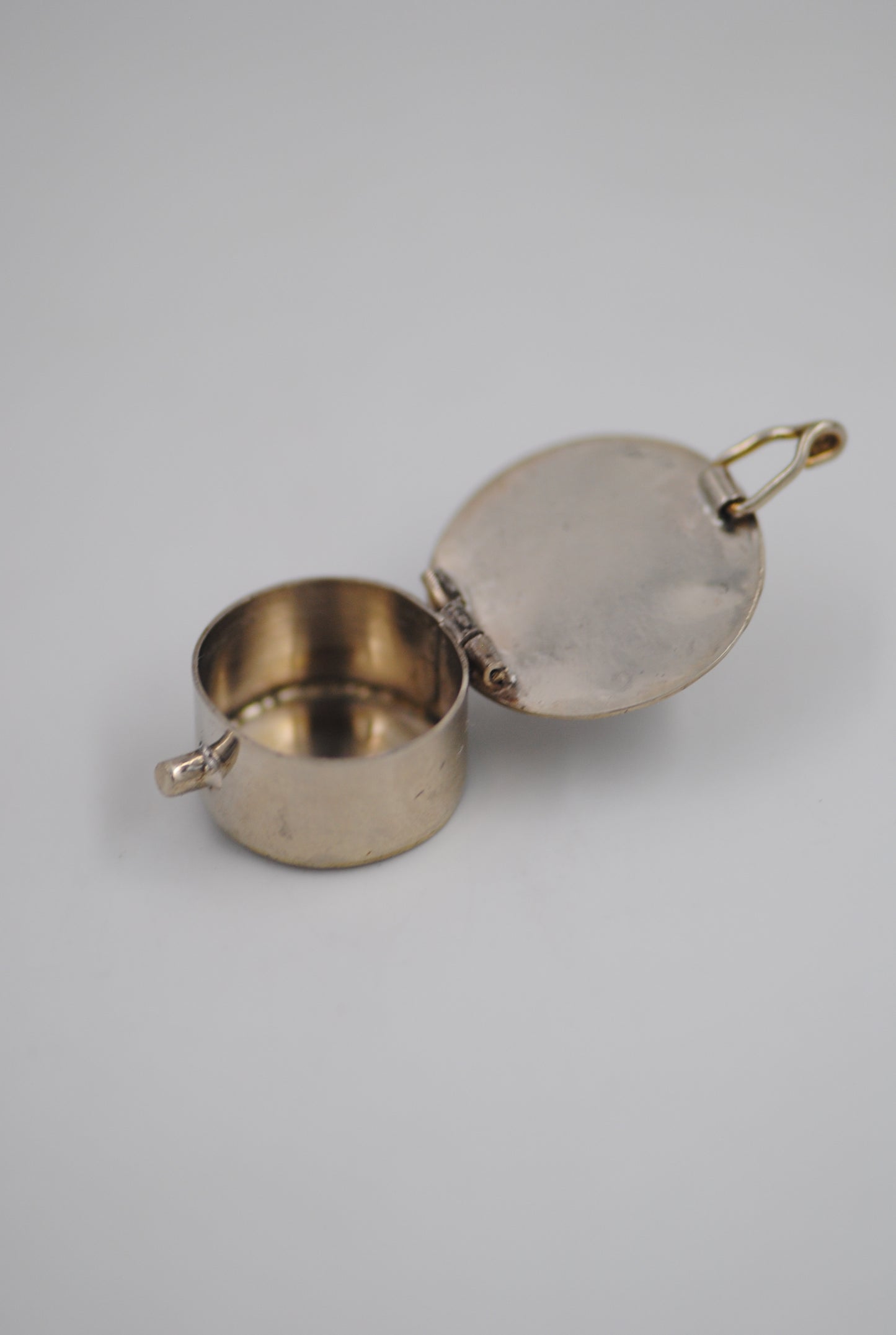 Vintage Mexican Abalone Shell Alpaca Silver Pill Box